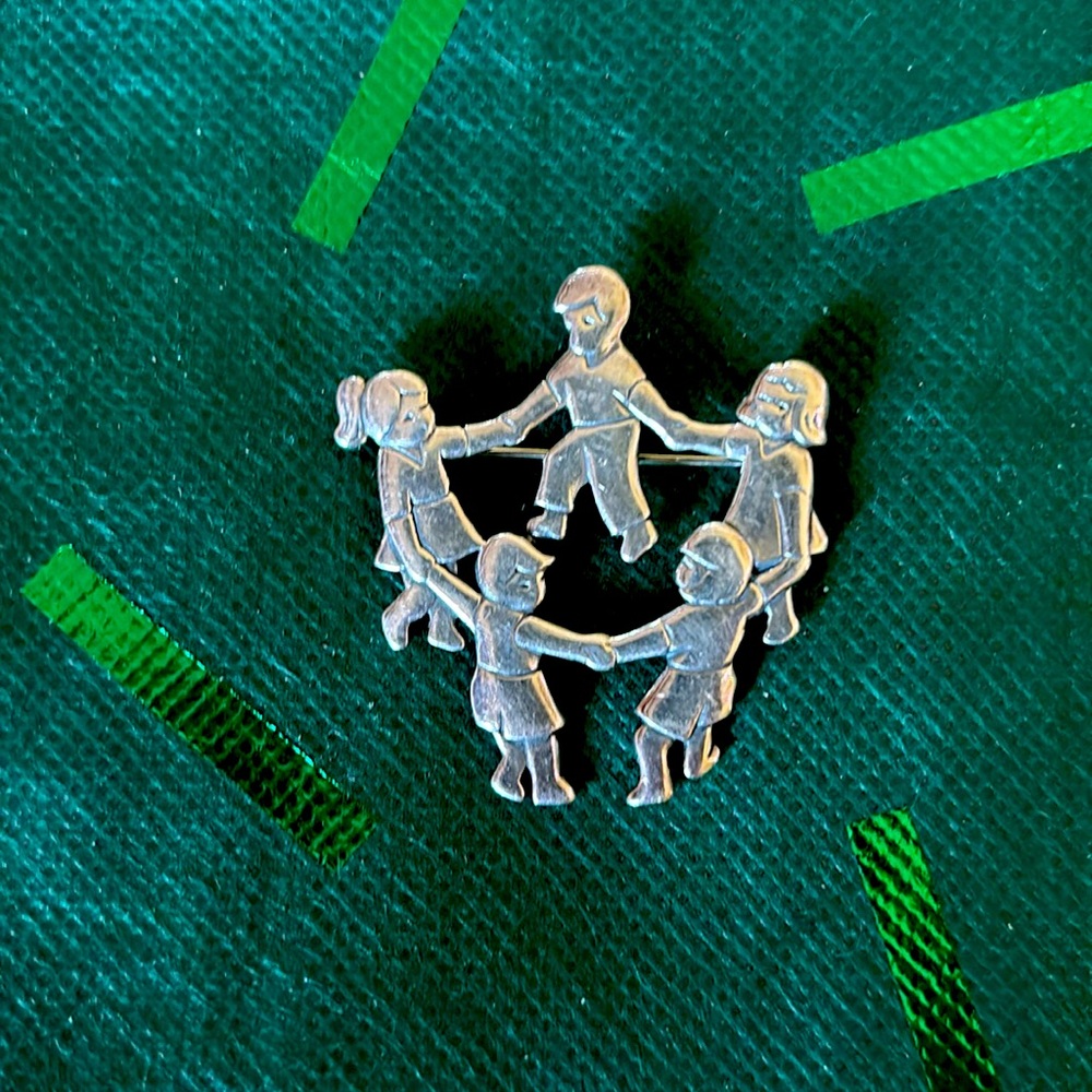 Retired James Avery Brooch Children Dancing